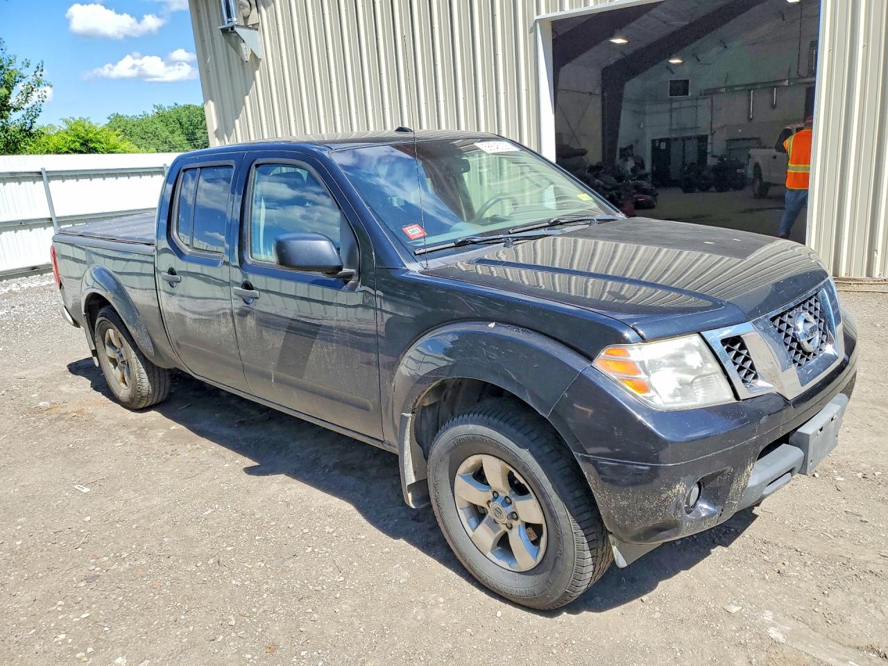 2012 NISSAN FRONTIER