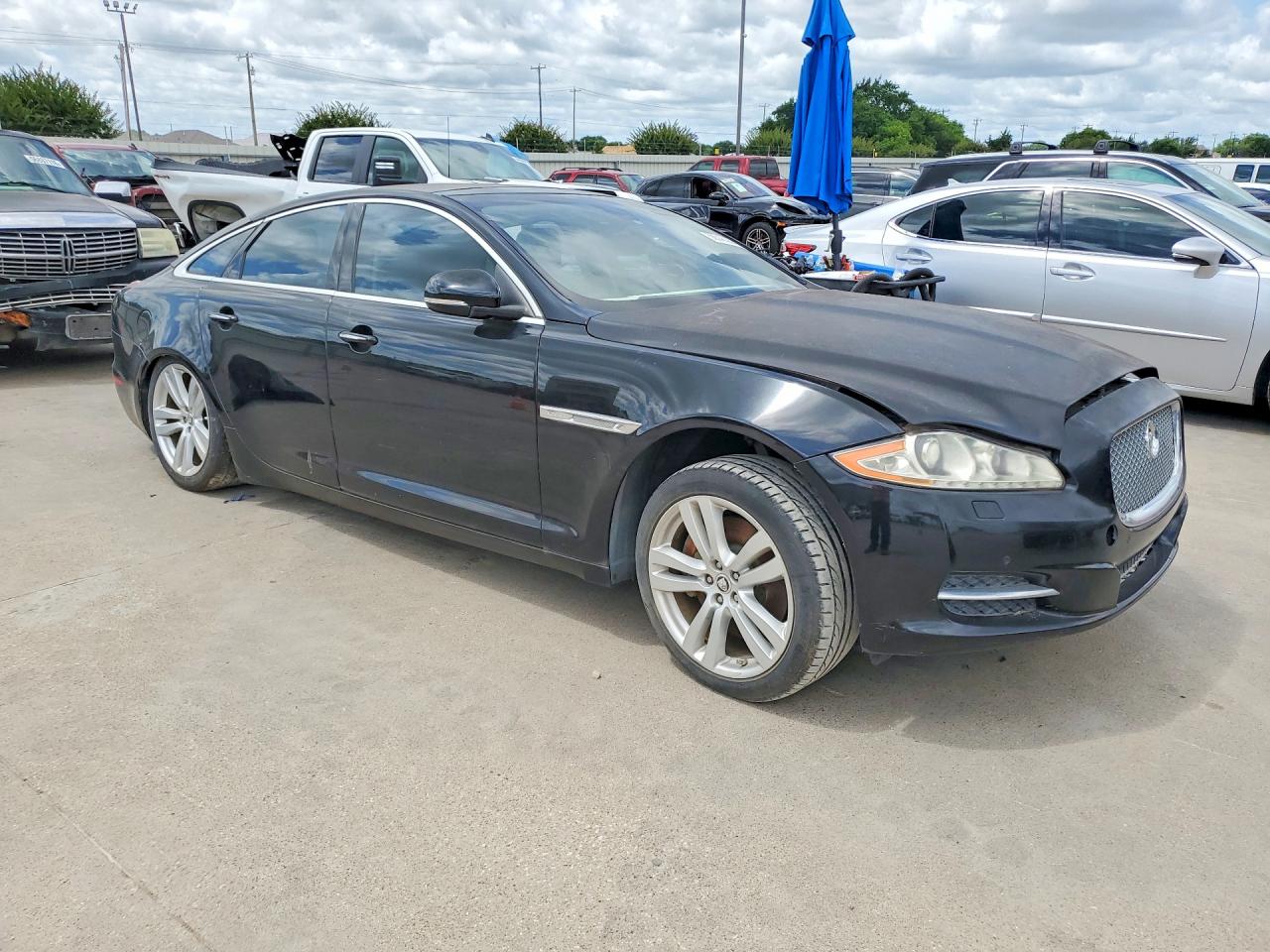 2011 JAGUAR XJ
