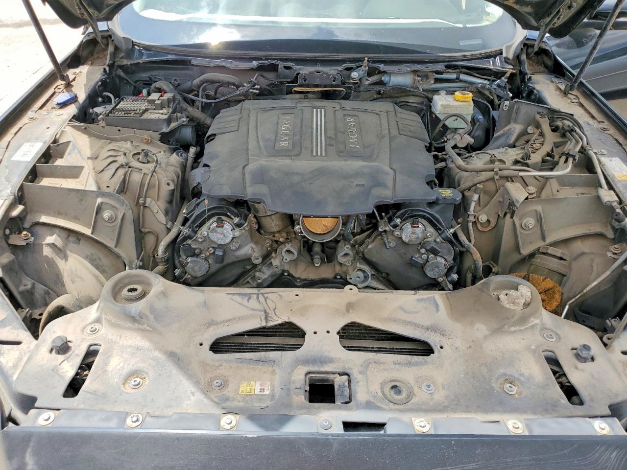 2011 JAGUAR XJ