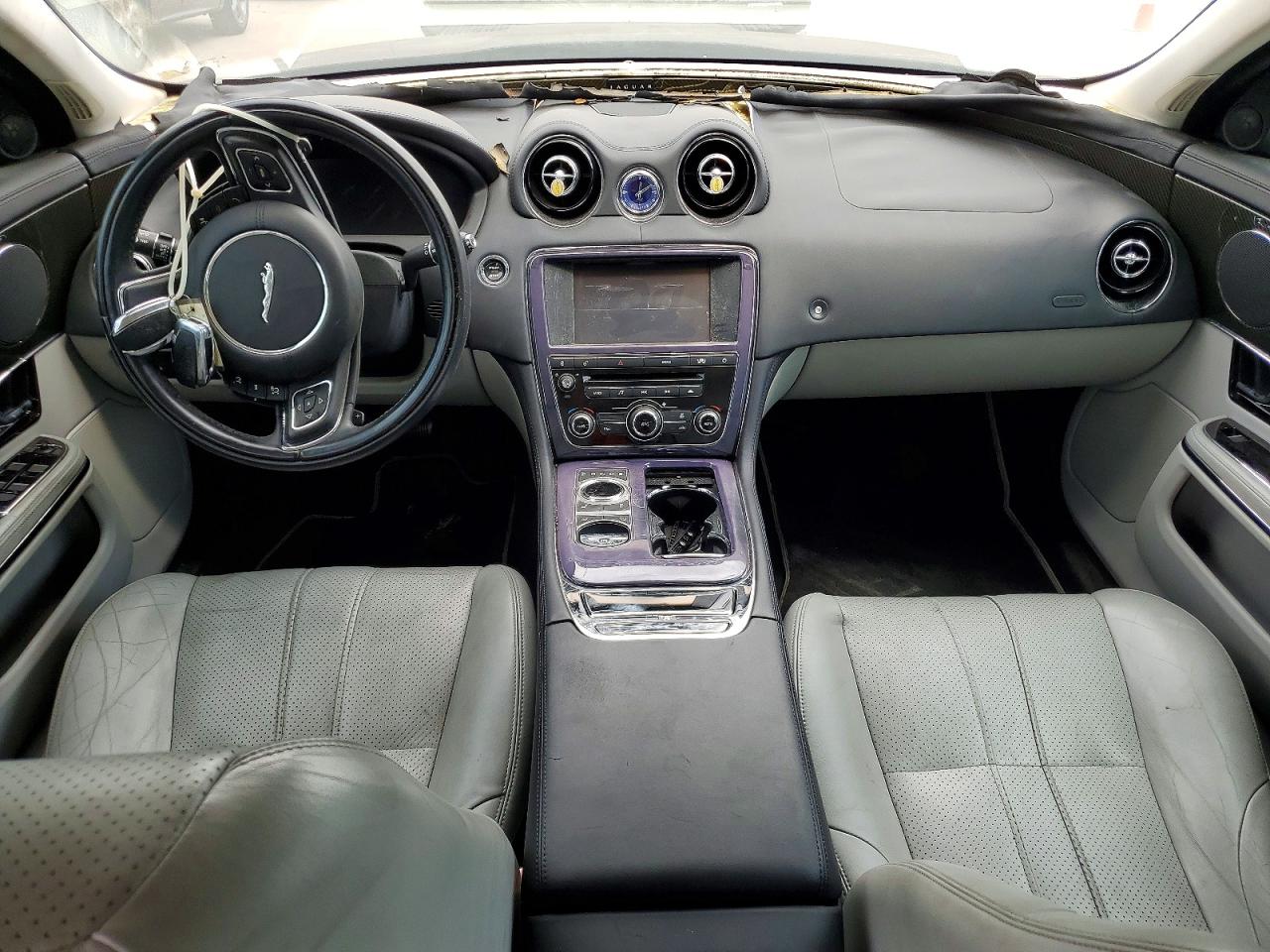 2011 JAGUAR XJ