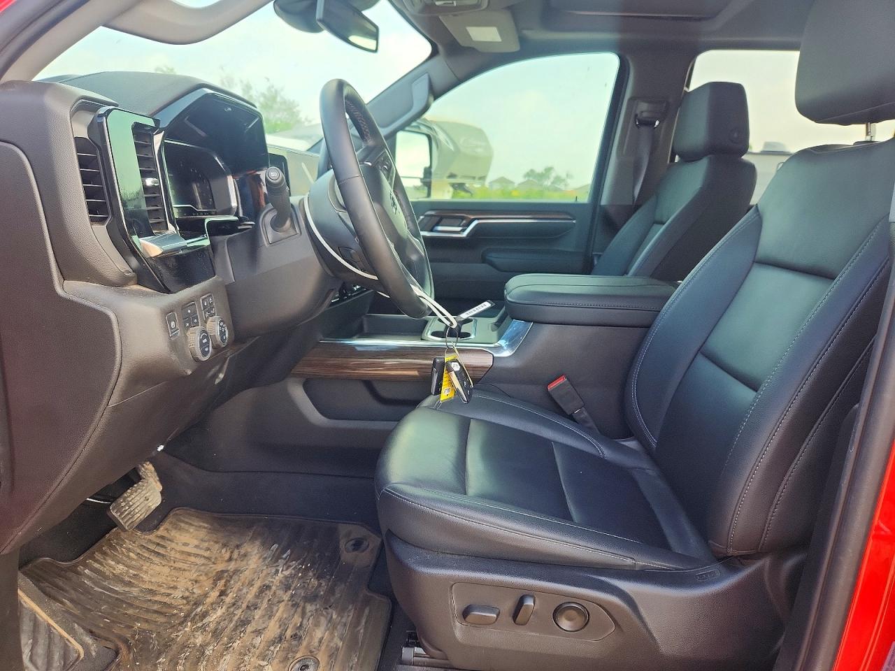 2024 CHEVROLET SILVERADO