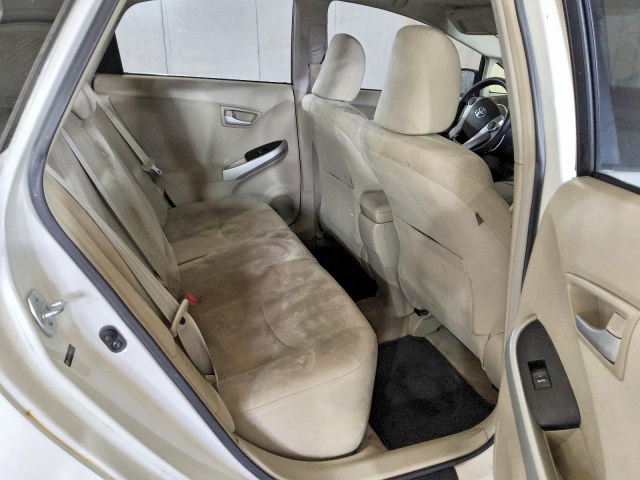 2010 TOYOTA PRIUS