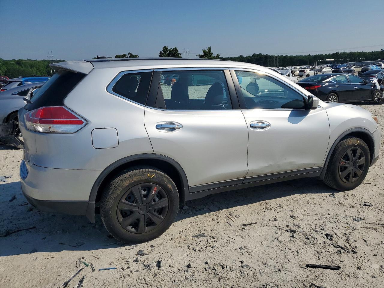 2015 NISSAN ROGUE