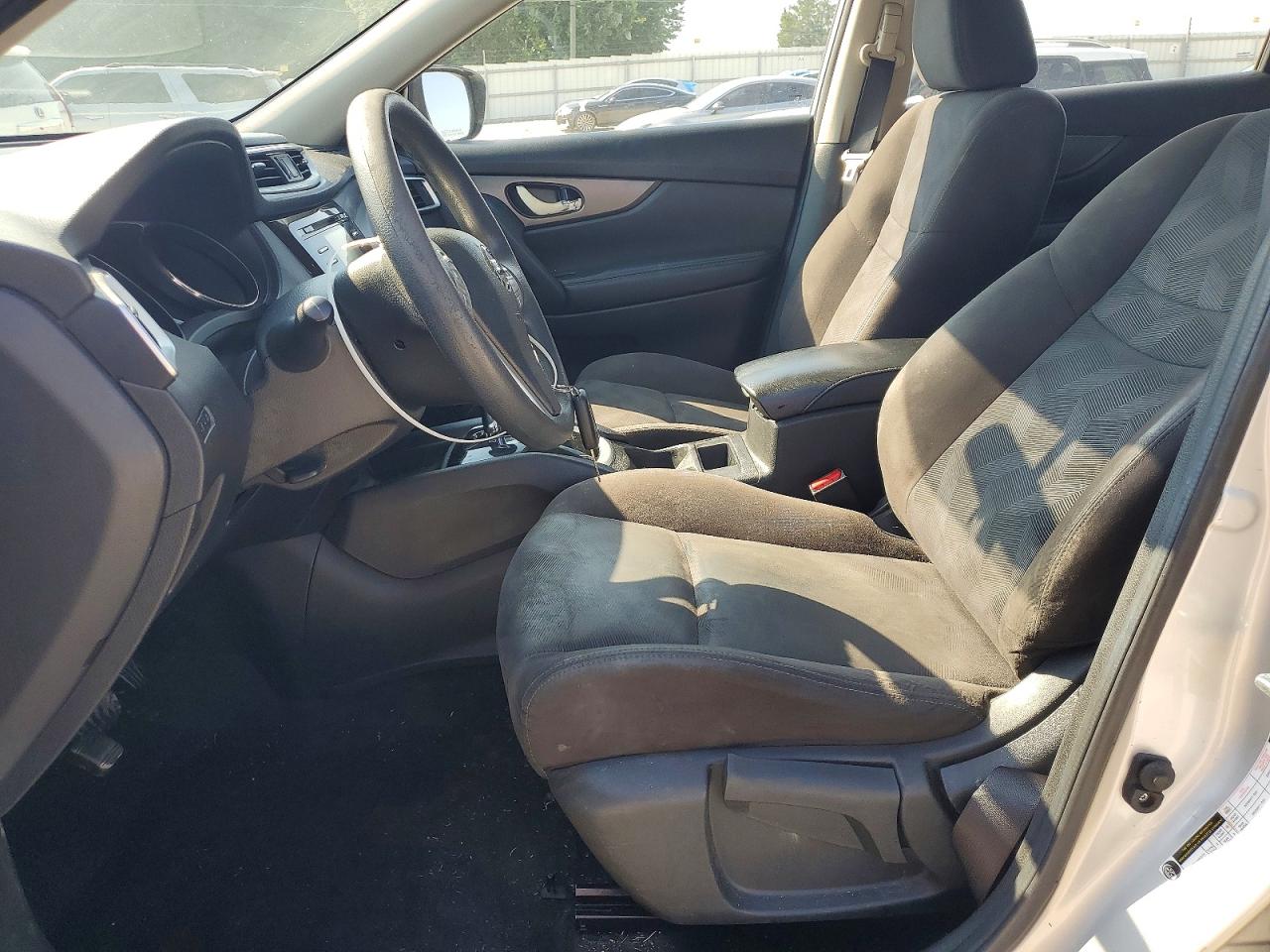 2015 NISSAN ROGUE