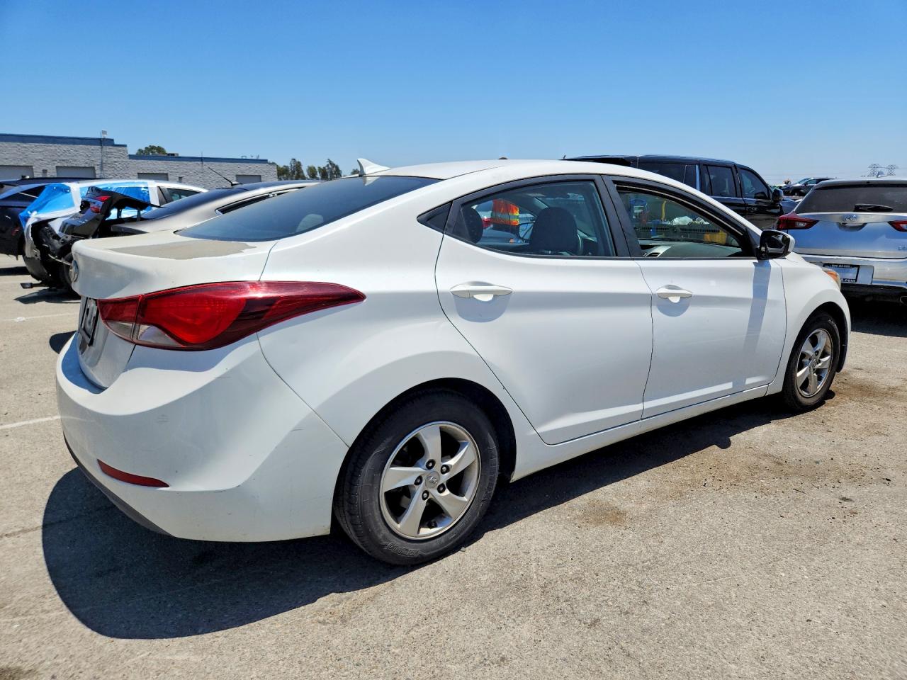 2014 HYUNDAI ELANTRA