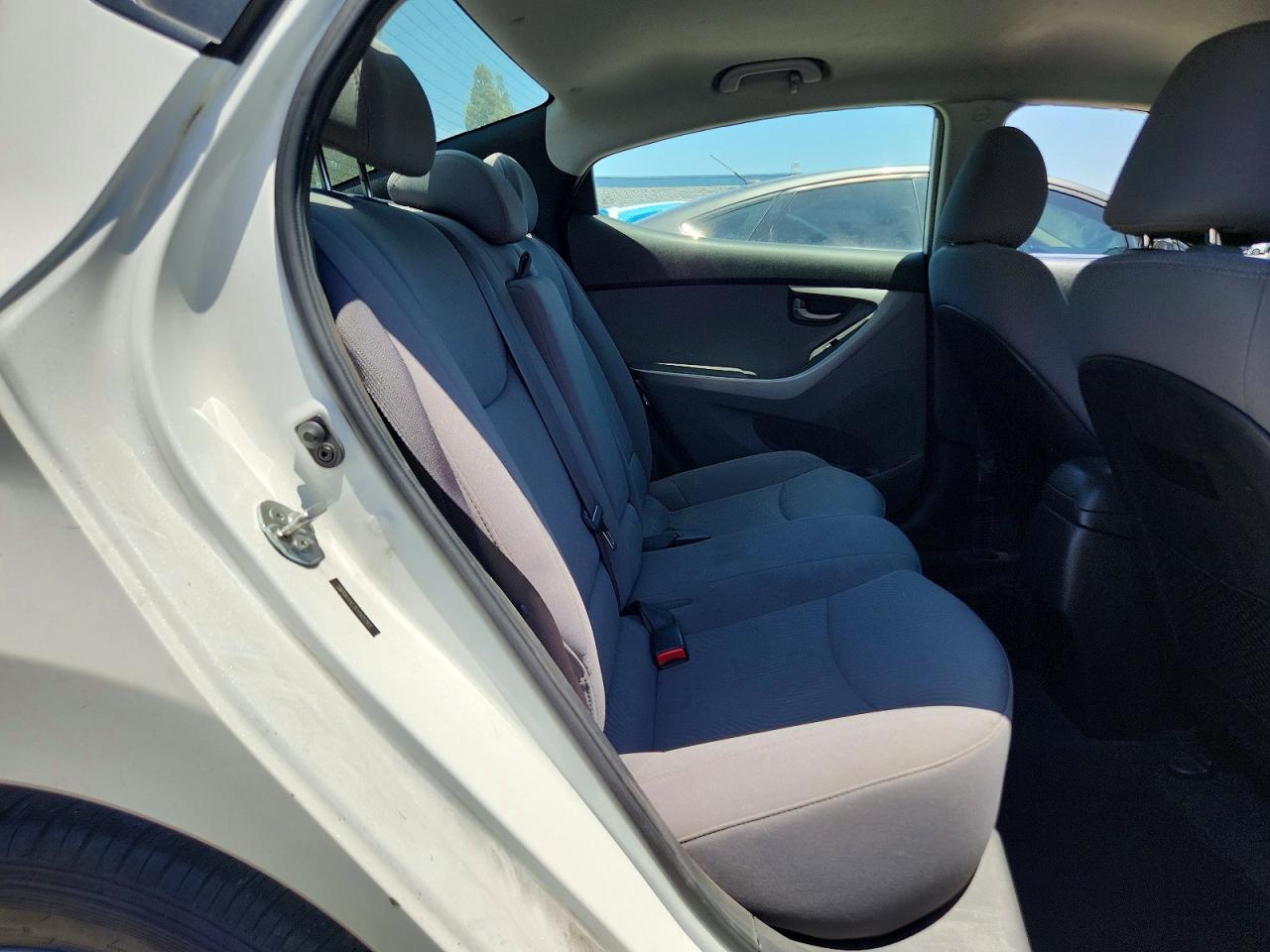 2014 HYUNDAI ELANTRA