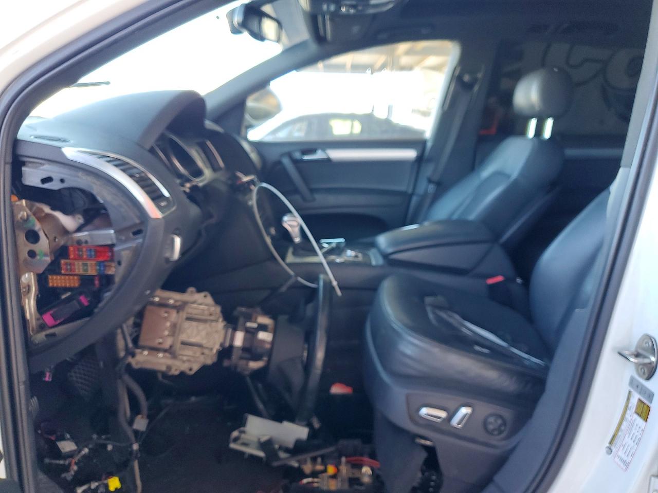 2015 AUDI Q7