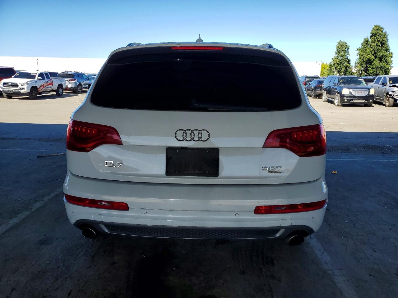 2015 AUDI Q7