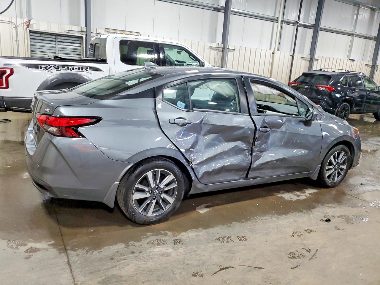 2022 NISSAN VERSA
