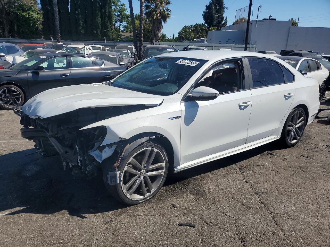 2018 VOLKSWAGEN PASSAT