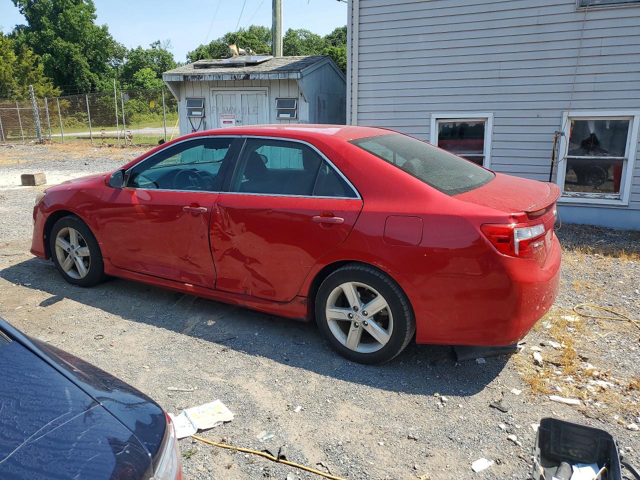 2013 TOYOTA CAMRY
