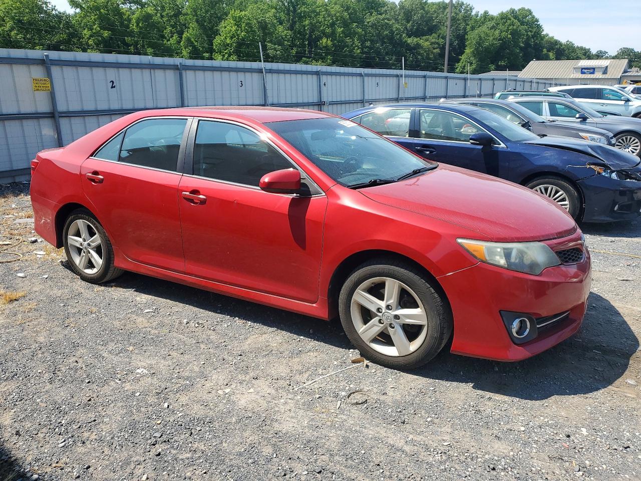 2013 TOYOTA CAMRY