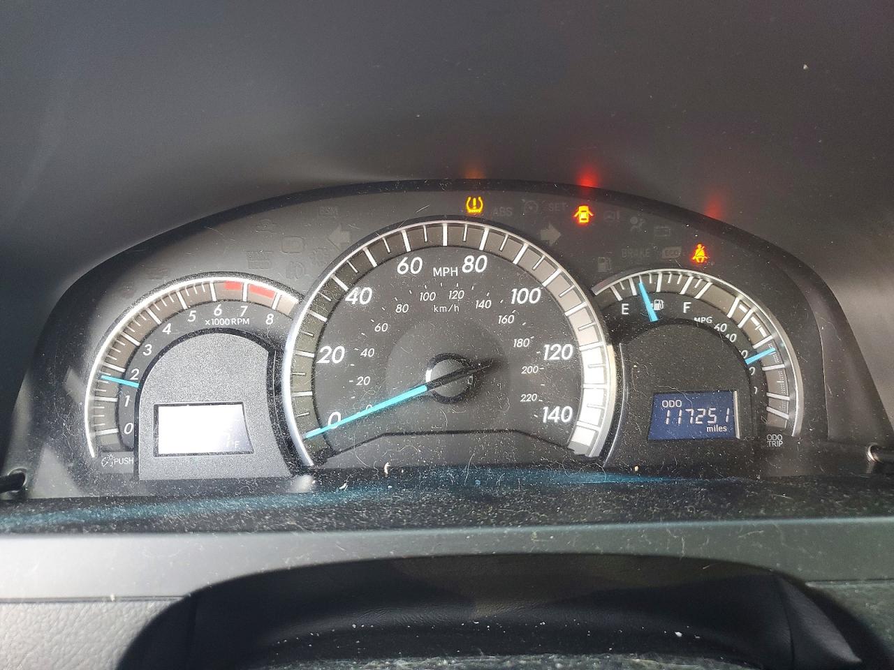 2013 TOYOTA CAMRY
