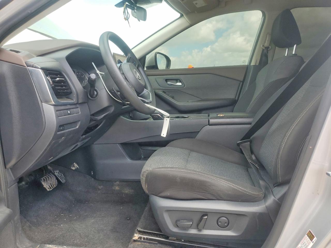 2022 NISSAN ROGUE
