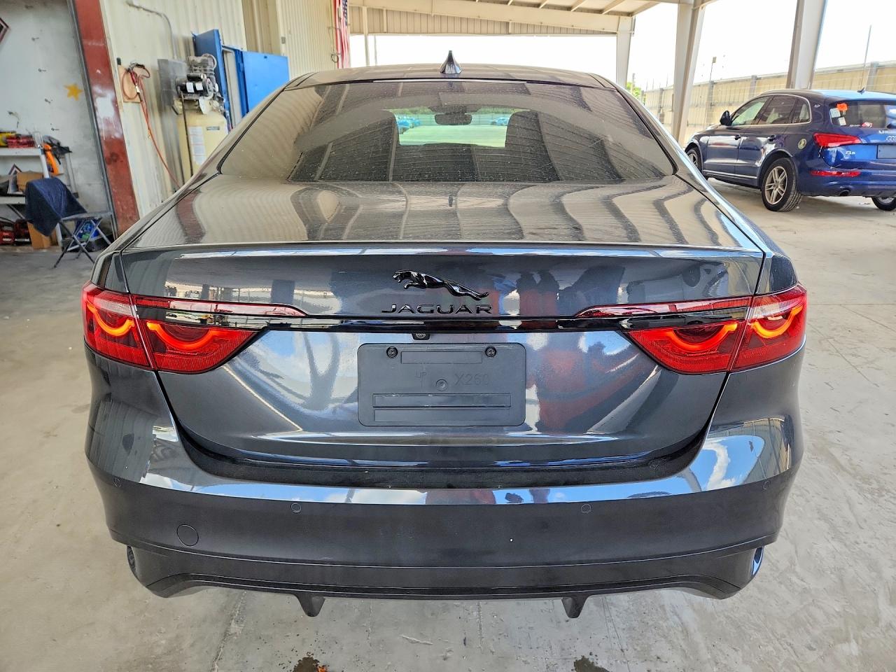 2024 JAGUAR XF