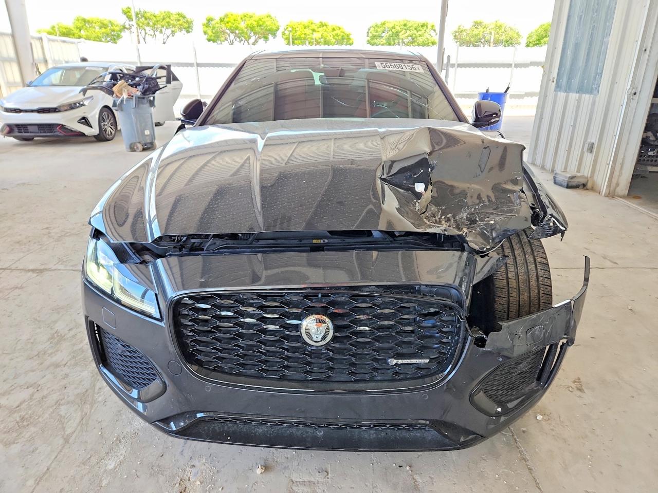 2024 JAGUAR XF