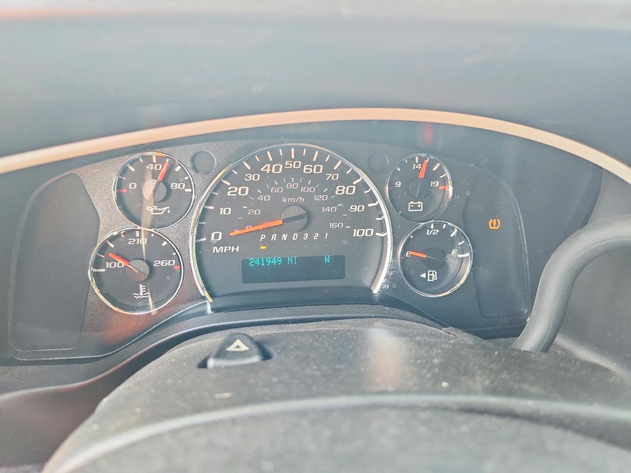 2013 CHEVROLET EXPRESS