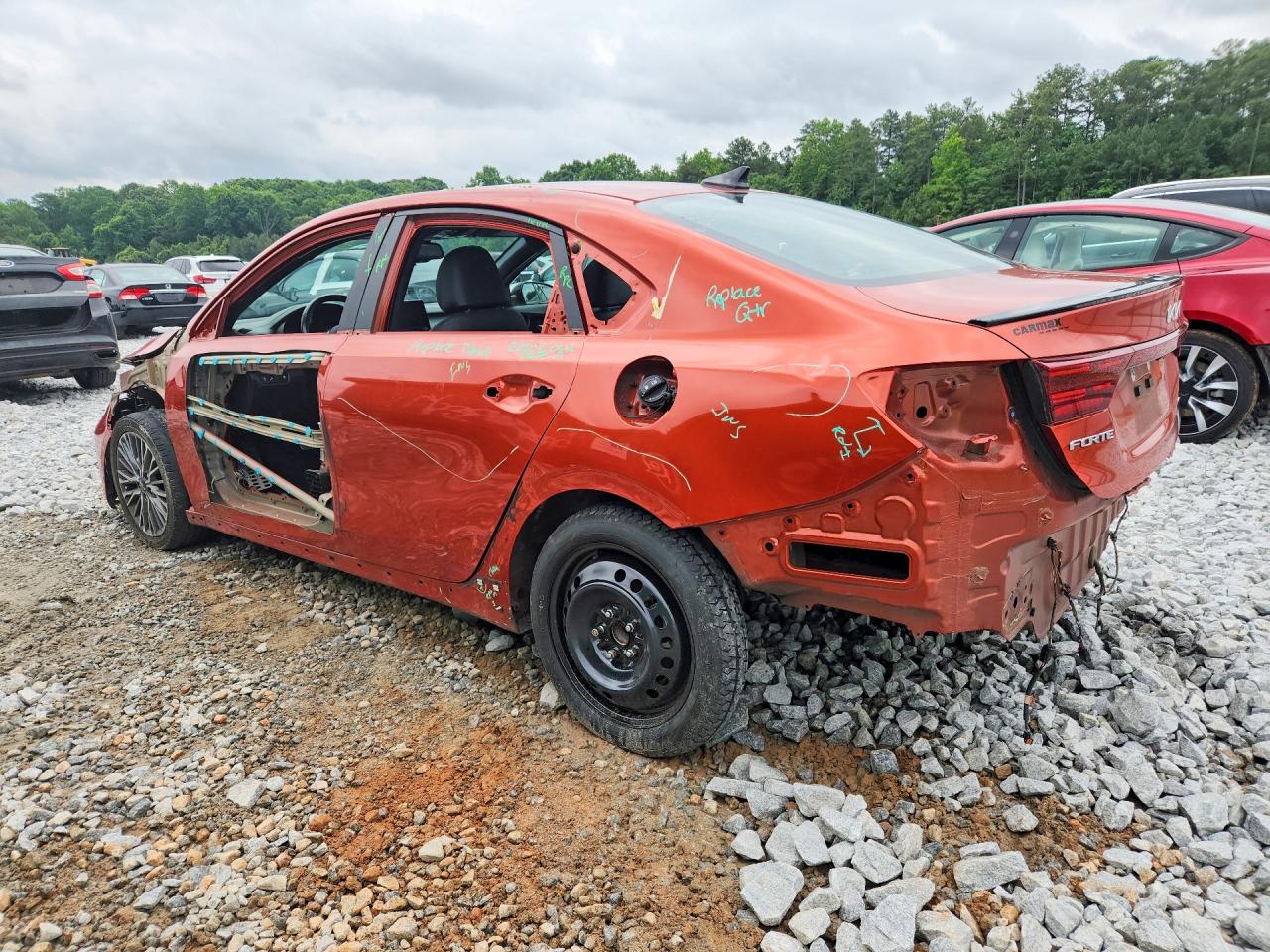 2023 KIA FORTE