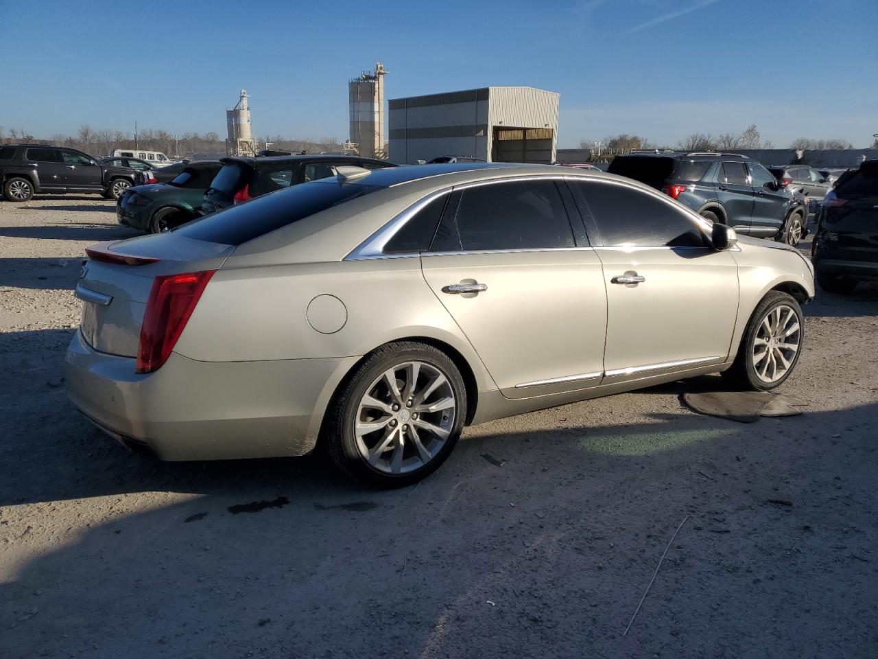2016 CADILLAC XTS