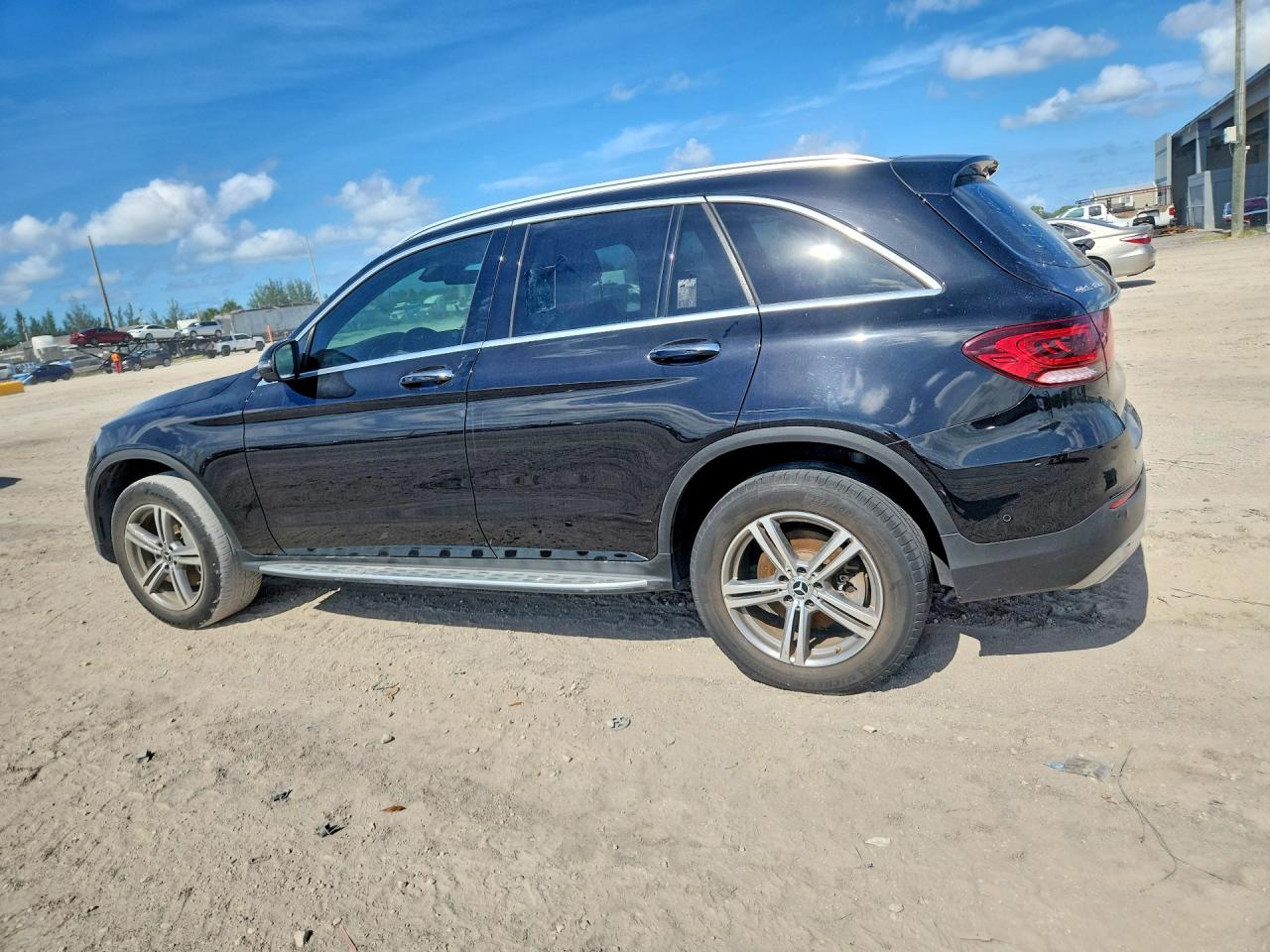 2022 MERCEDES-BENZ GLC-CLASS