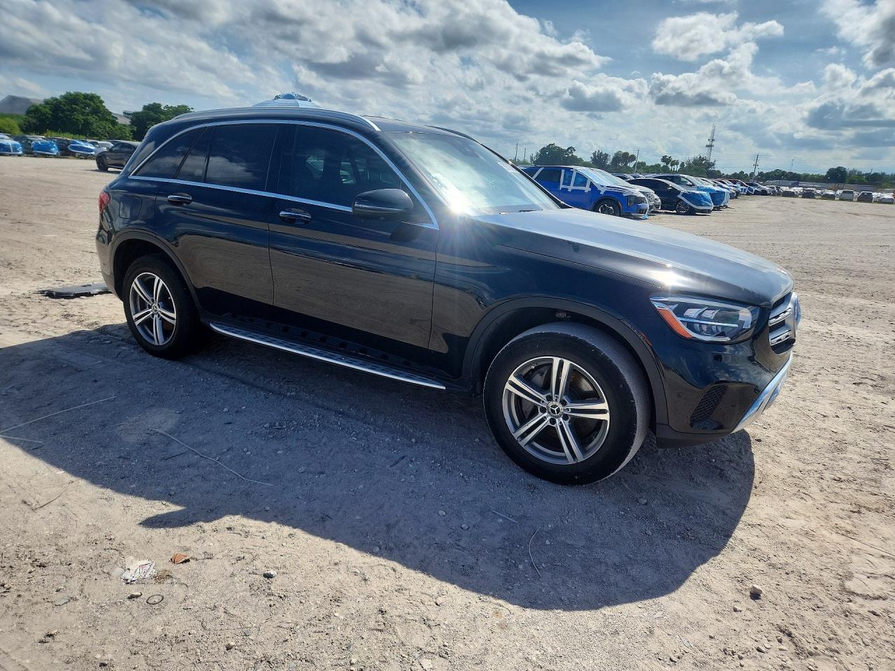 2022 MERCEDES-BENZ GLC-CLASS