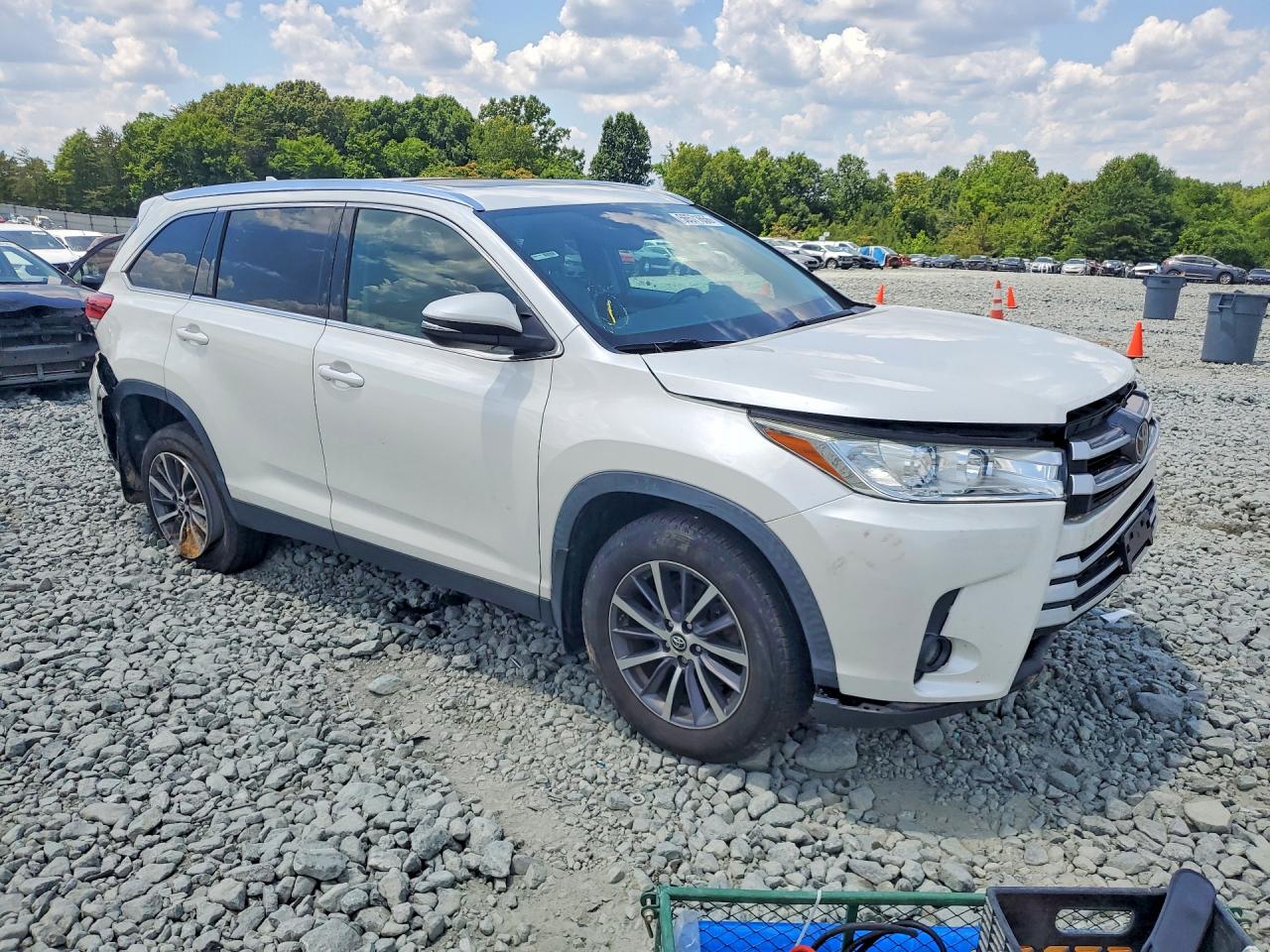 2019 TOYOTA HIGHLANDER