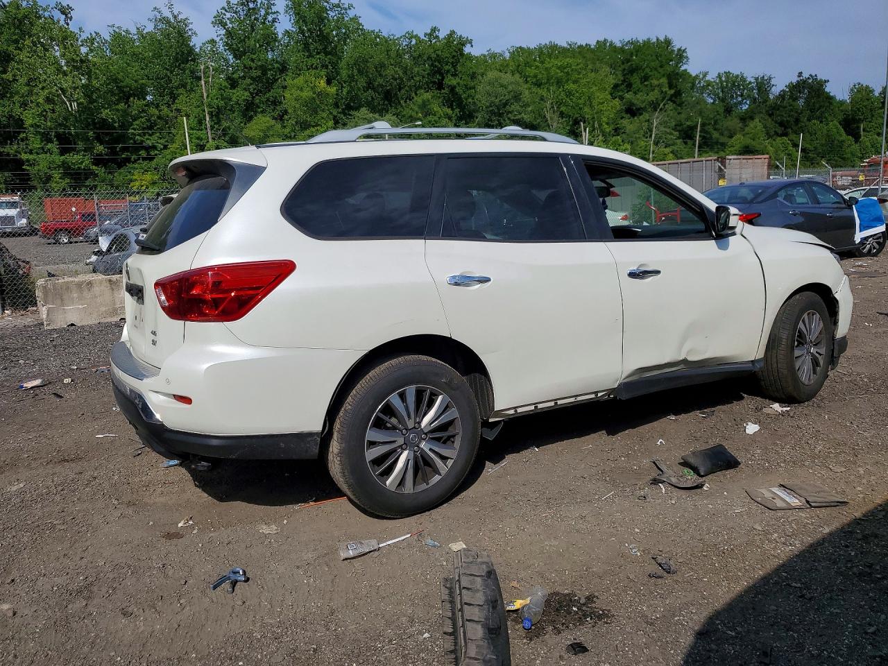 2018 NISSAN PATHFINDER
