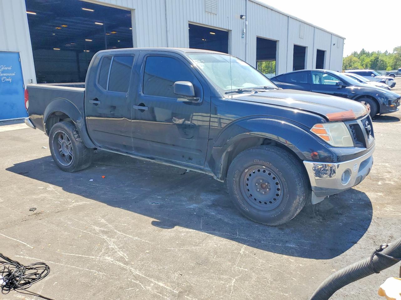 2010 NISSAN FRONTIER