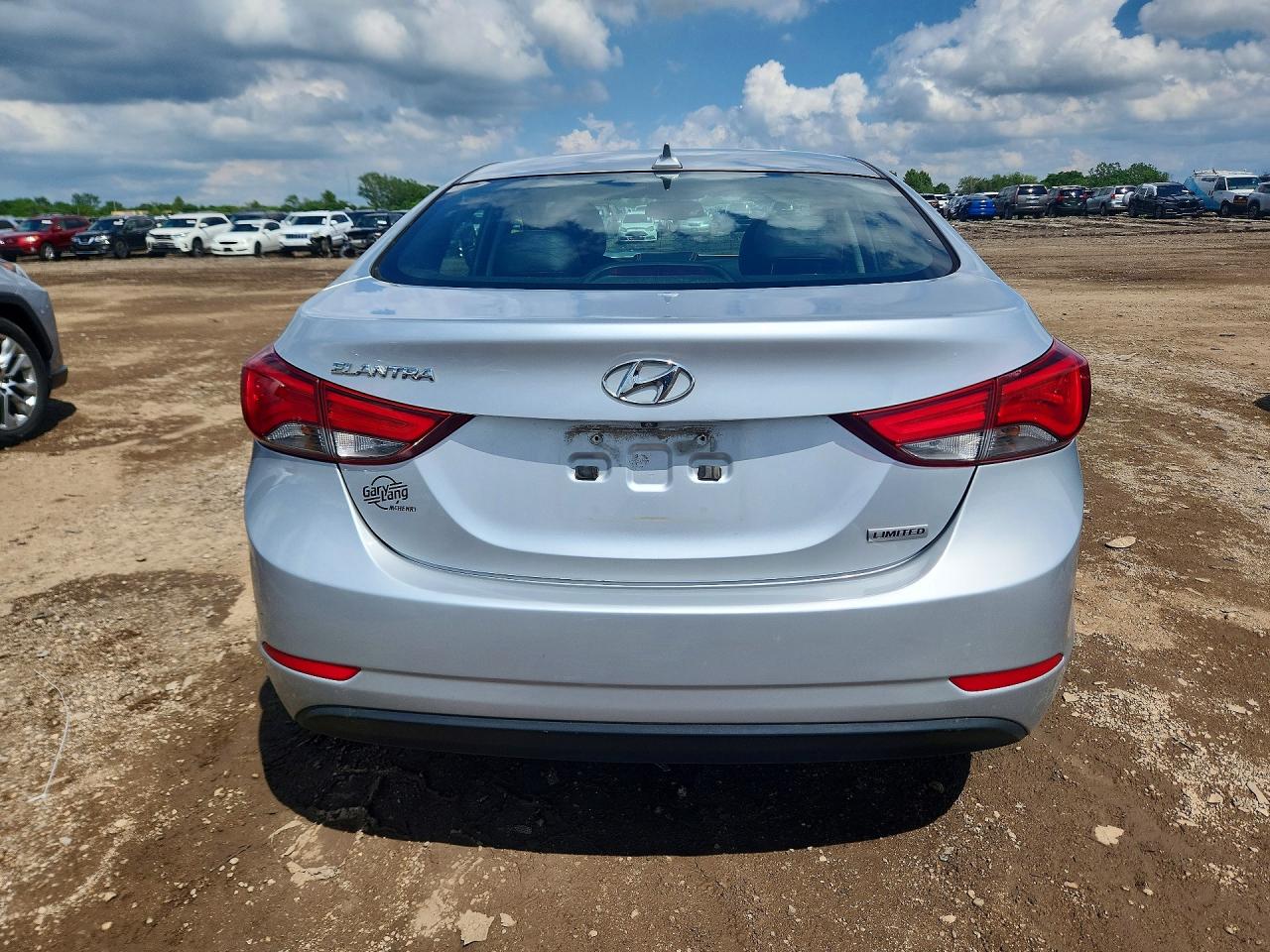 2014 HYUNDAI ELANTRA