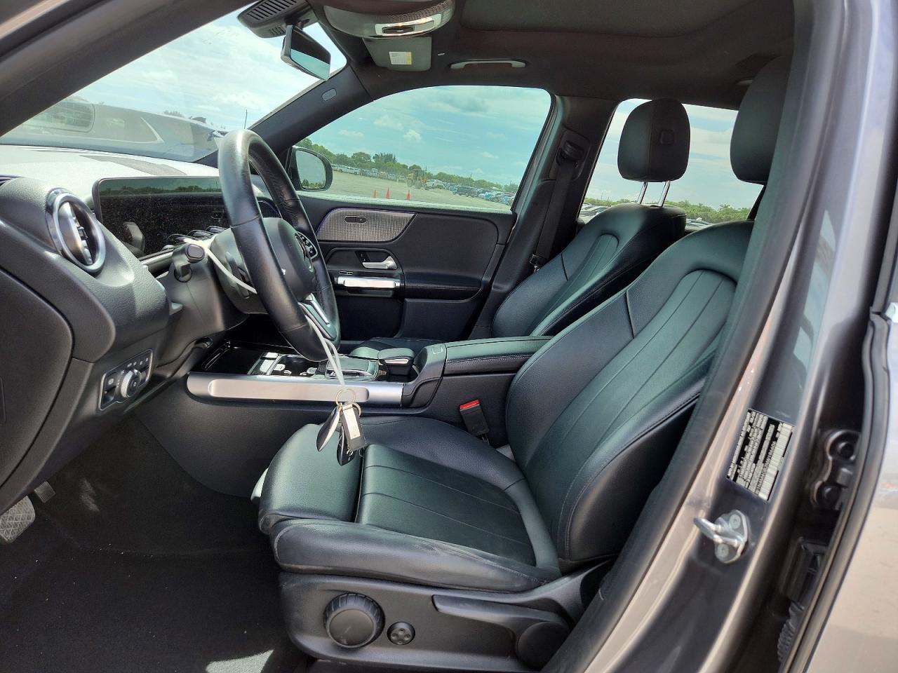 2022 MERCEDES-BENZ GLB-CLASS