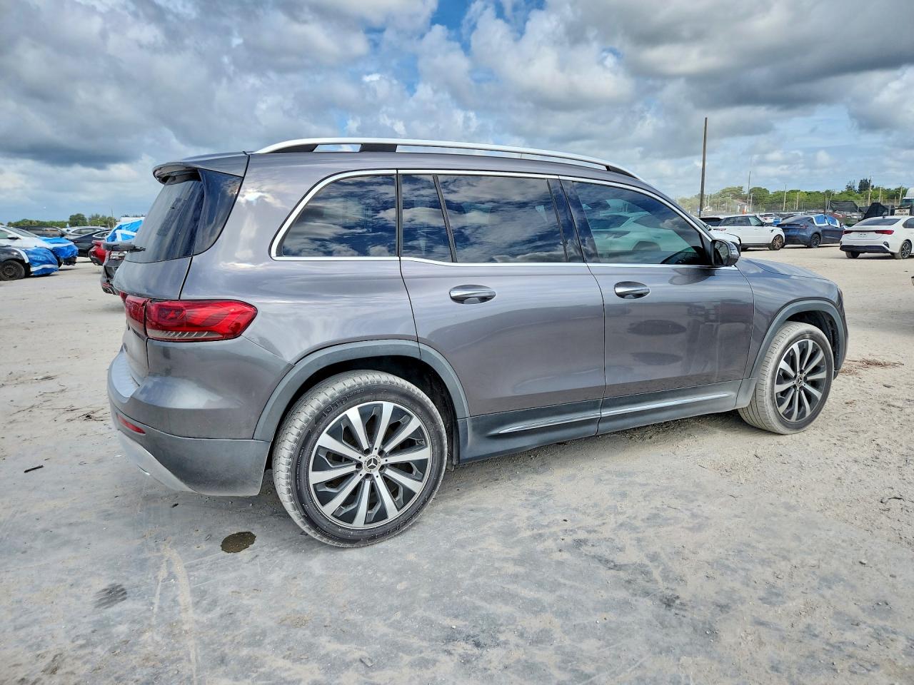 2022 MERCEDES-BENZ GLB-CLASS