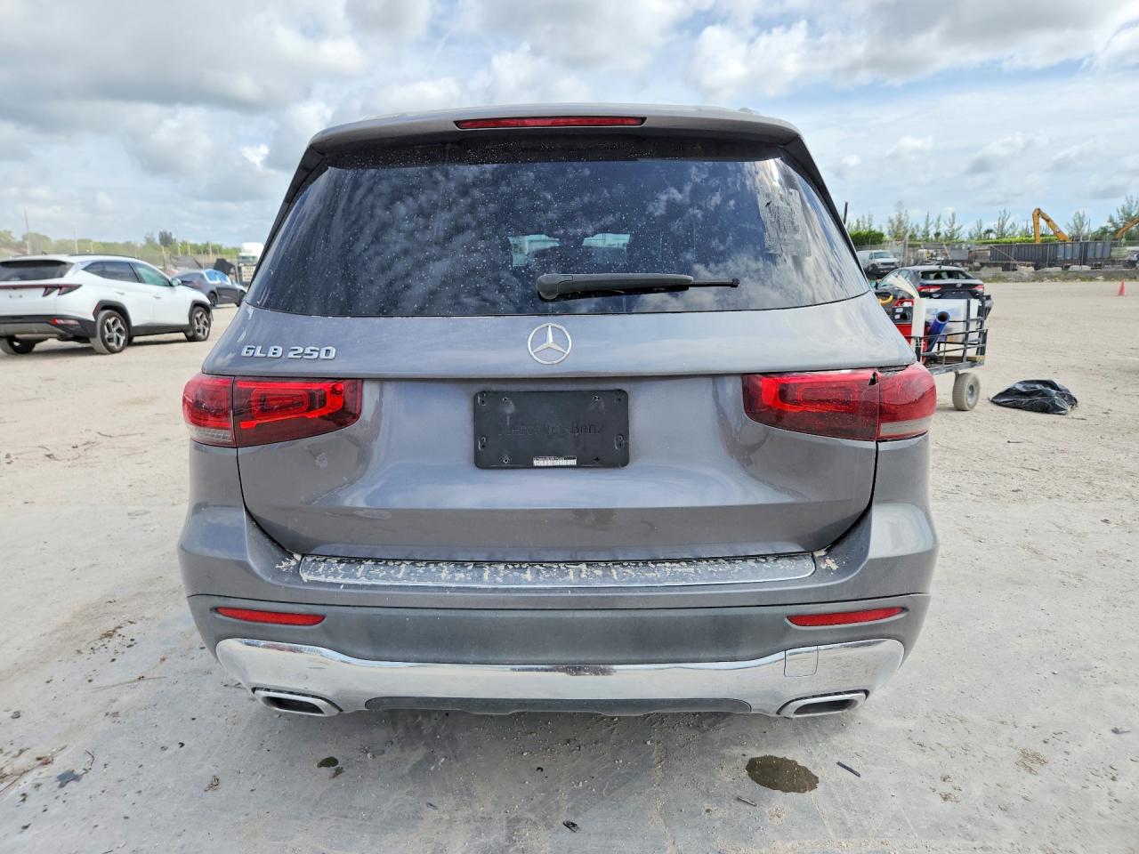 2022 MERCEDES-BENZ GLB-CLASS