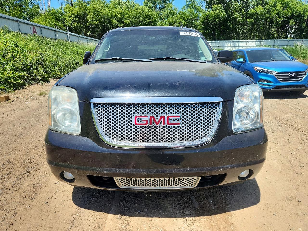 2012 GMC YUKON