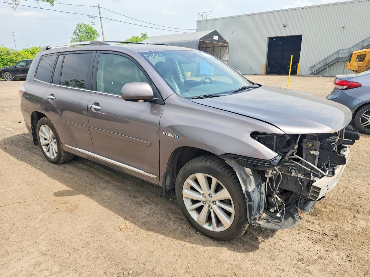 2011 TOYOTA HIGHLANDER