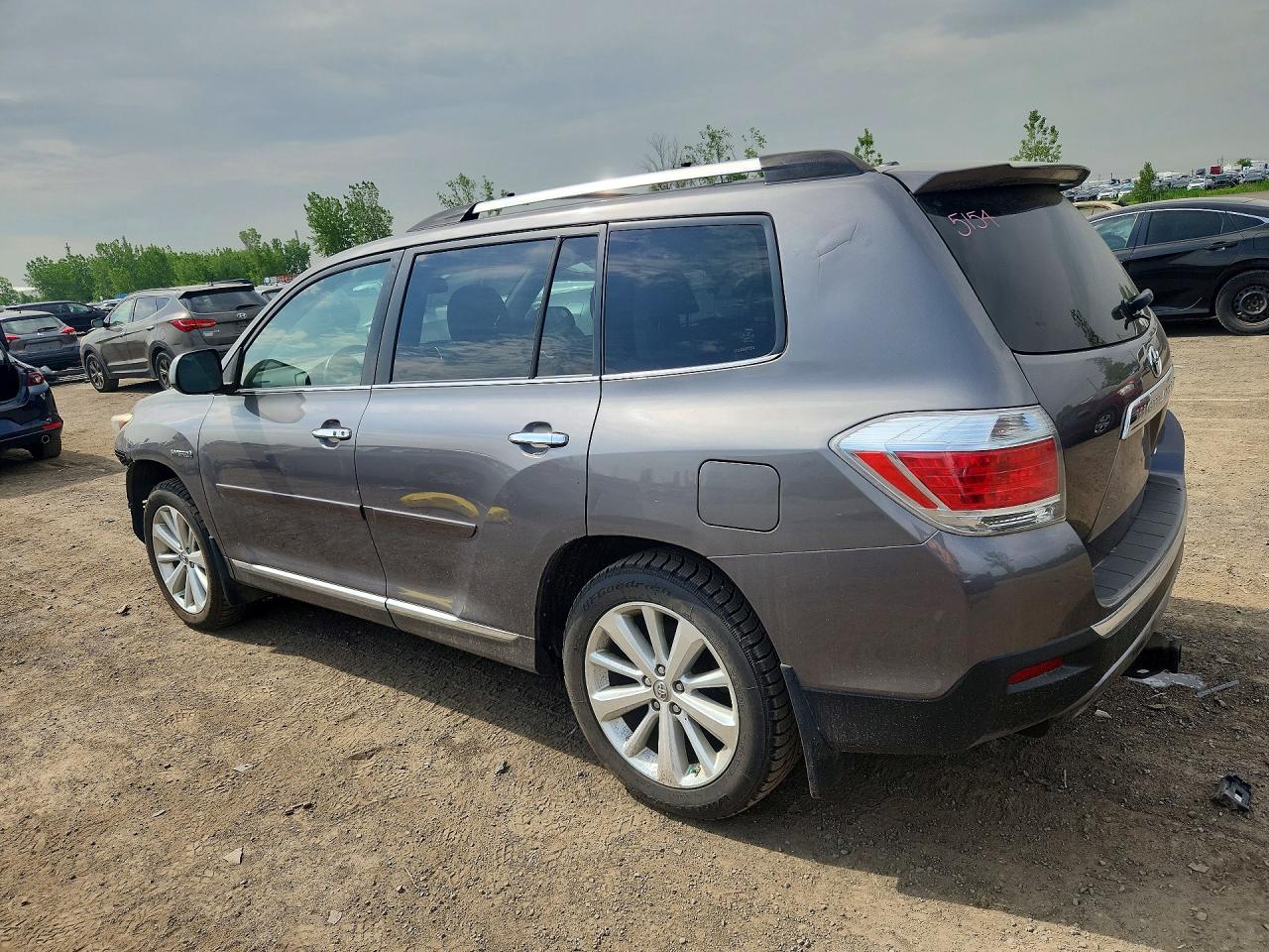 2011 TOYOTA HIGHLANDER