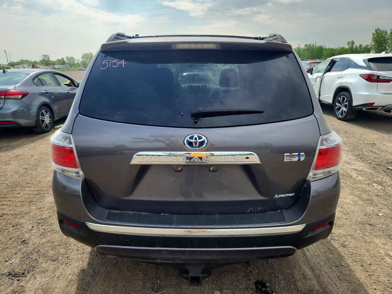 2011 TOYOTA HIGHLANDER