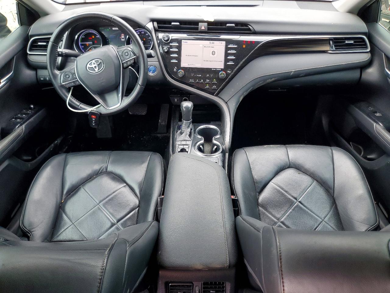 2019 TOYOTA CAMRY SOLA