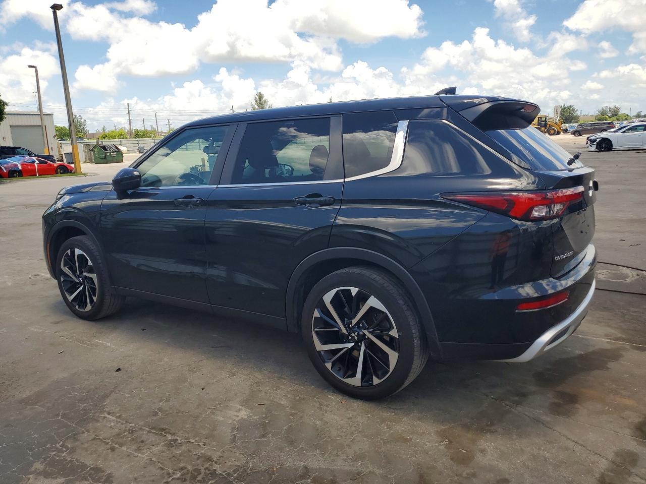 2023 MITSUBISHI OUTLANDER
