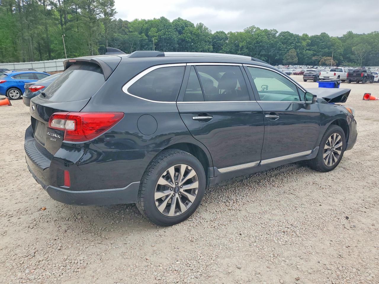 2017 SUBARU OUTBACK