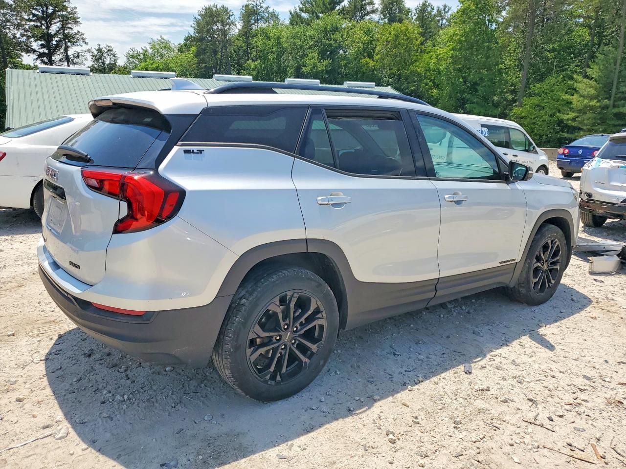 2021 GMC TERRAIN