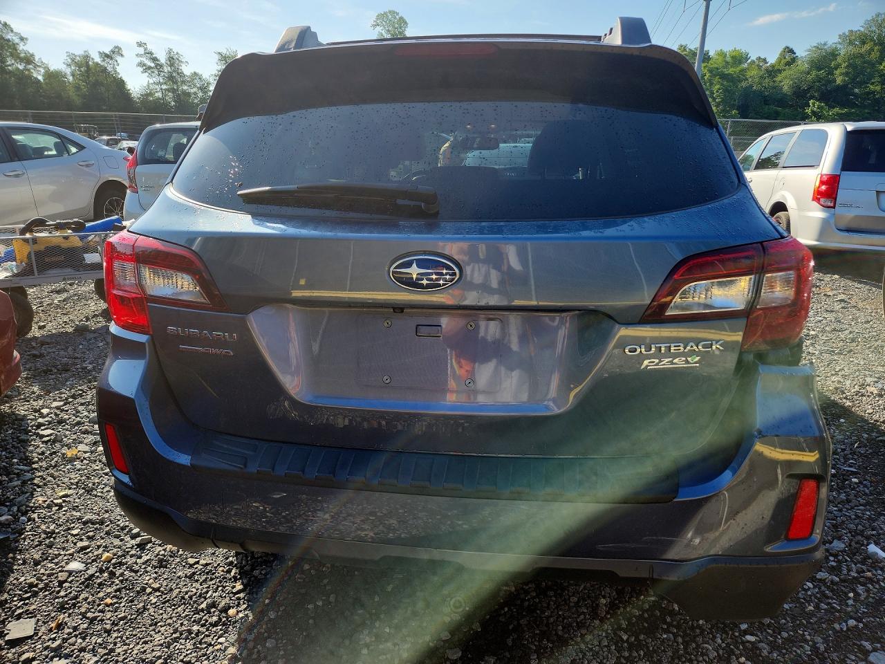 2015 SUBARU OUTBACK