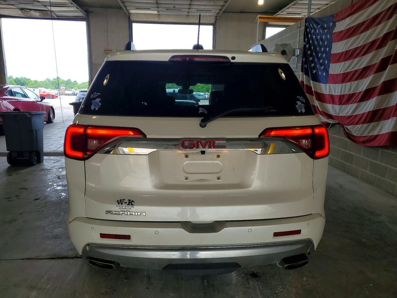 2017 GMC ACADIA DEN