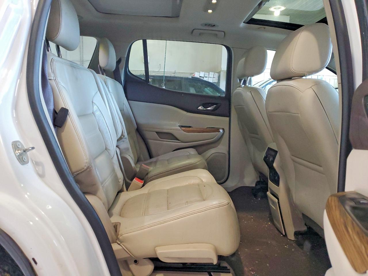 2017 GMC ACADIA DEN