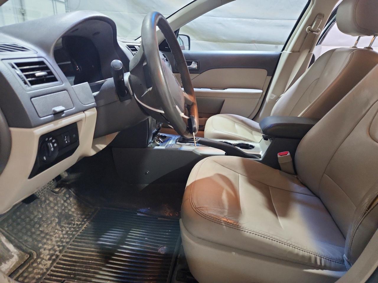 2011 FORD FUSION