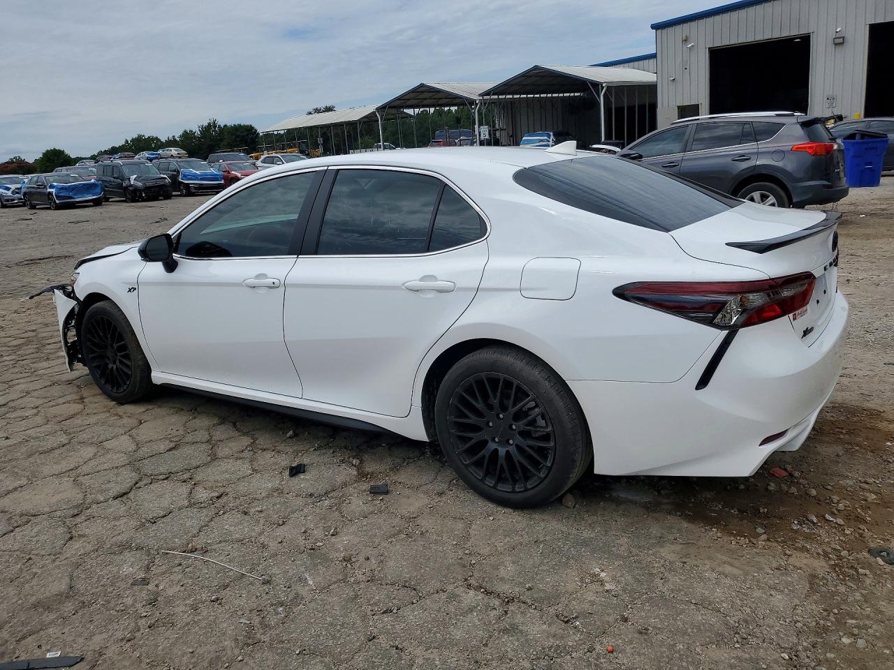 2024 TOYOTA CAMRY