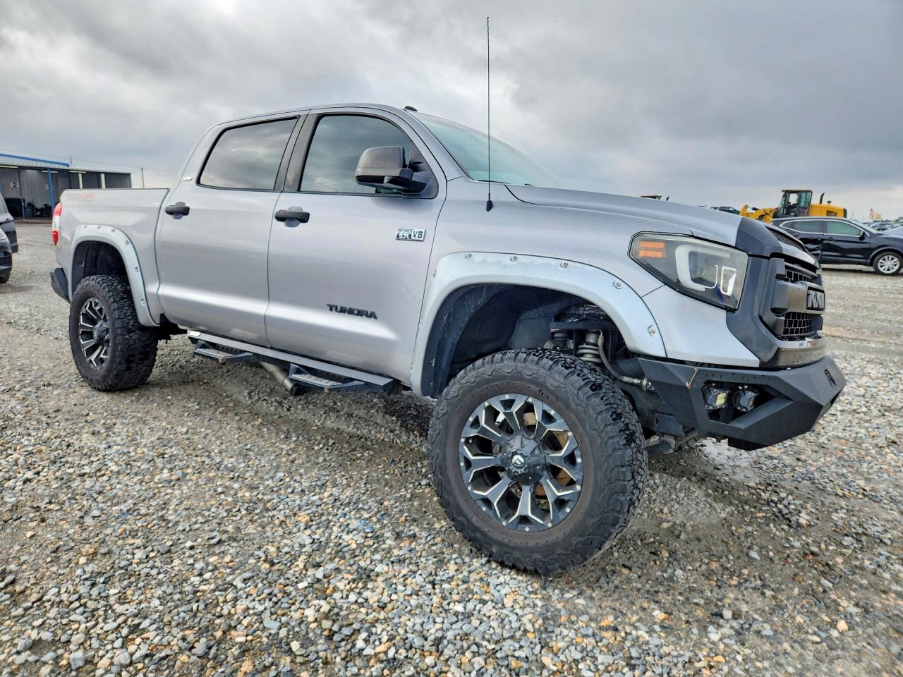 2016 TOYOTA TUNDRA