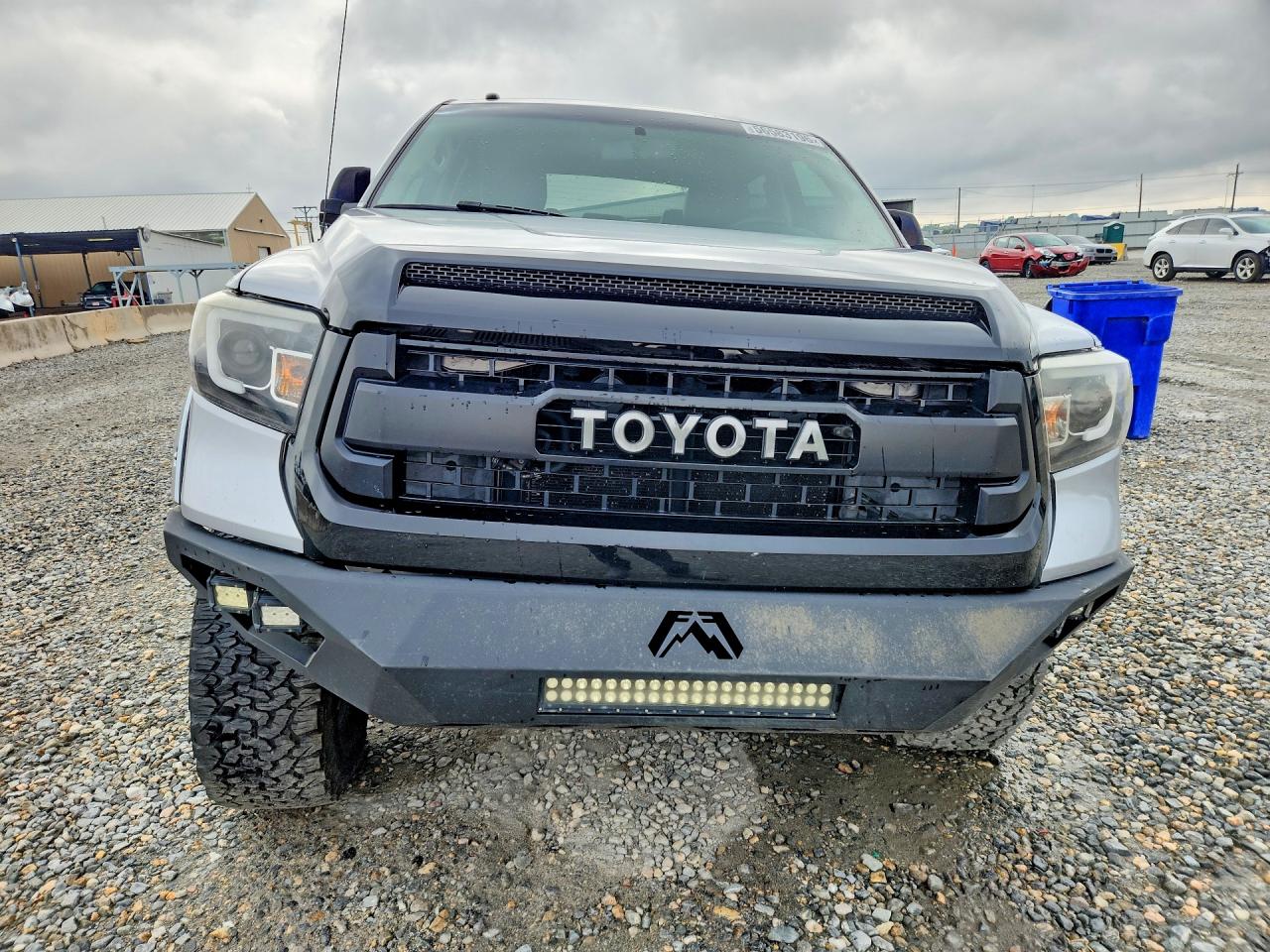2016 TOYOTA TUNDRA