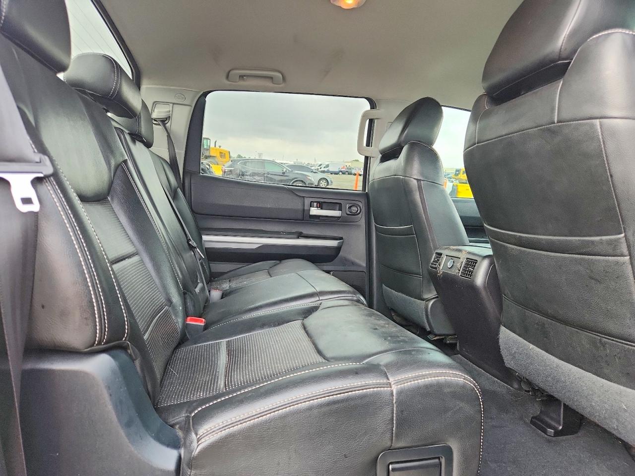 2016 TOYOTA TUNDRA
