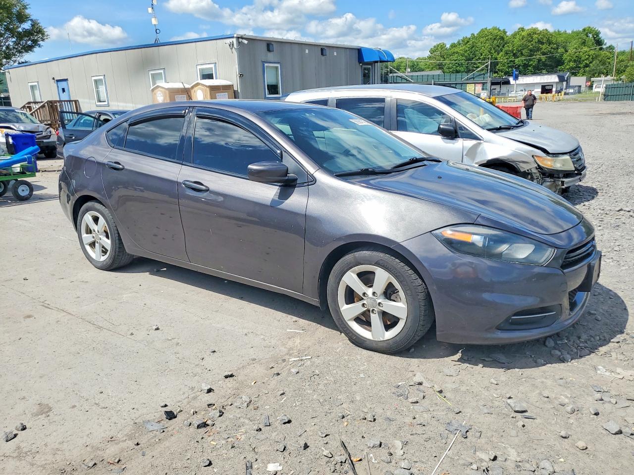 2016 DODGE DART