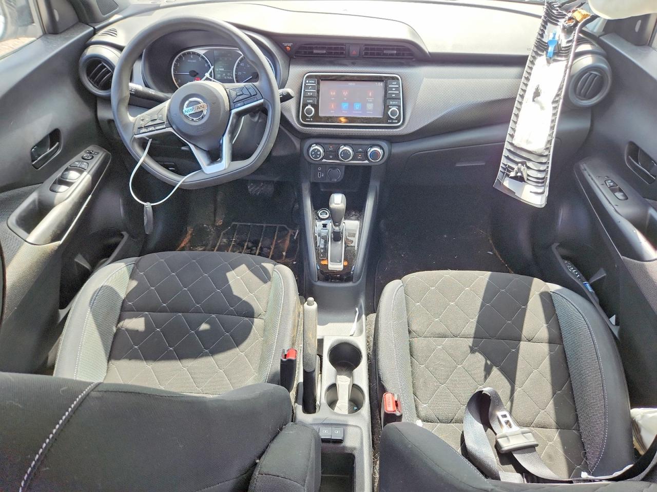 2020 NISSAN KICKS